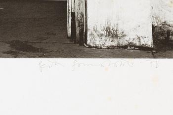 Pentti Sammallahti, "Irlantilainen Kuvasalkku - An Irish Portfolio".