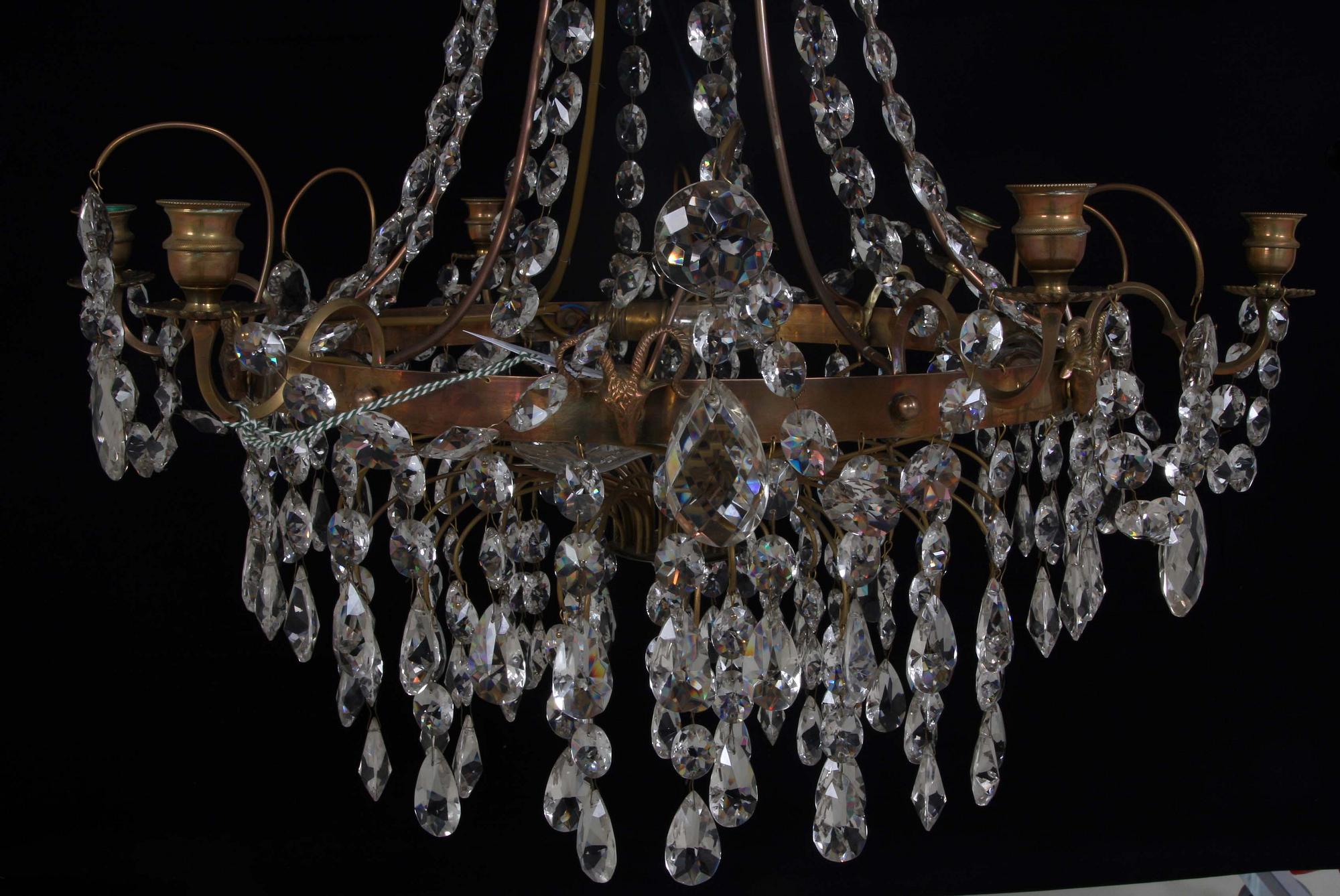 LJUSKRONA, gustaviansk stil. H 82.