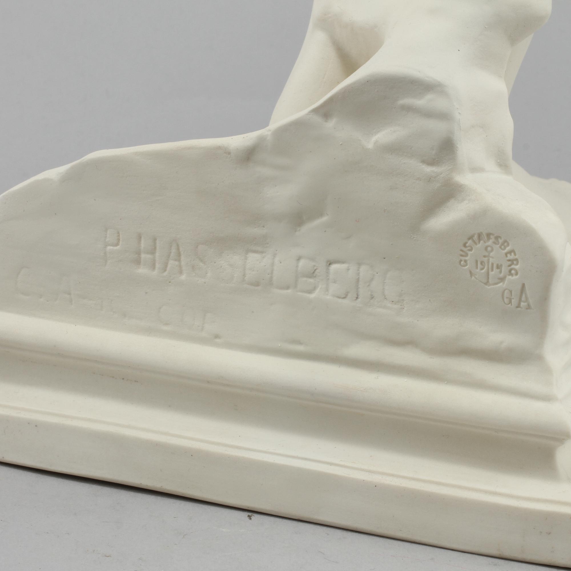 SKULPTUR, Parian, "Snöklockan", efter Per Hasselberg, Gustavsberg, daterad 1914.