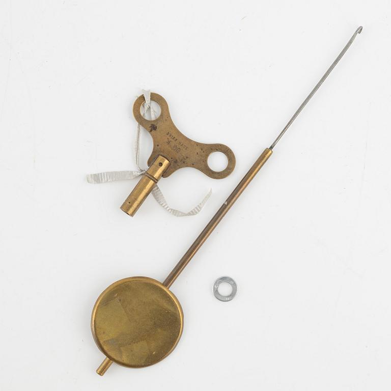 A classic style mantle clock, 19th century.