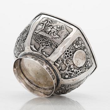 Hexagon export silver bowl, maker's mark GW, Gem Wo, active 1850-75, Canton.