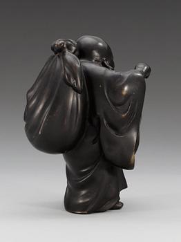 A Japanese bronze figure, Meiji, ca 1900.