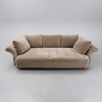 Josef Frank, soffa, "Liljevalchssoffan", Svenskt Tenn, 2016.