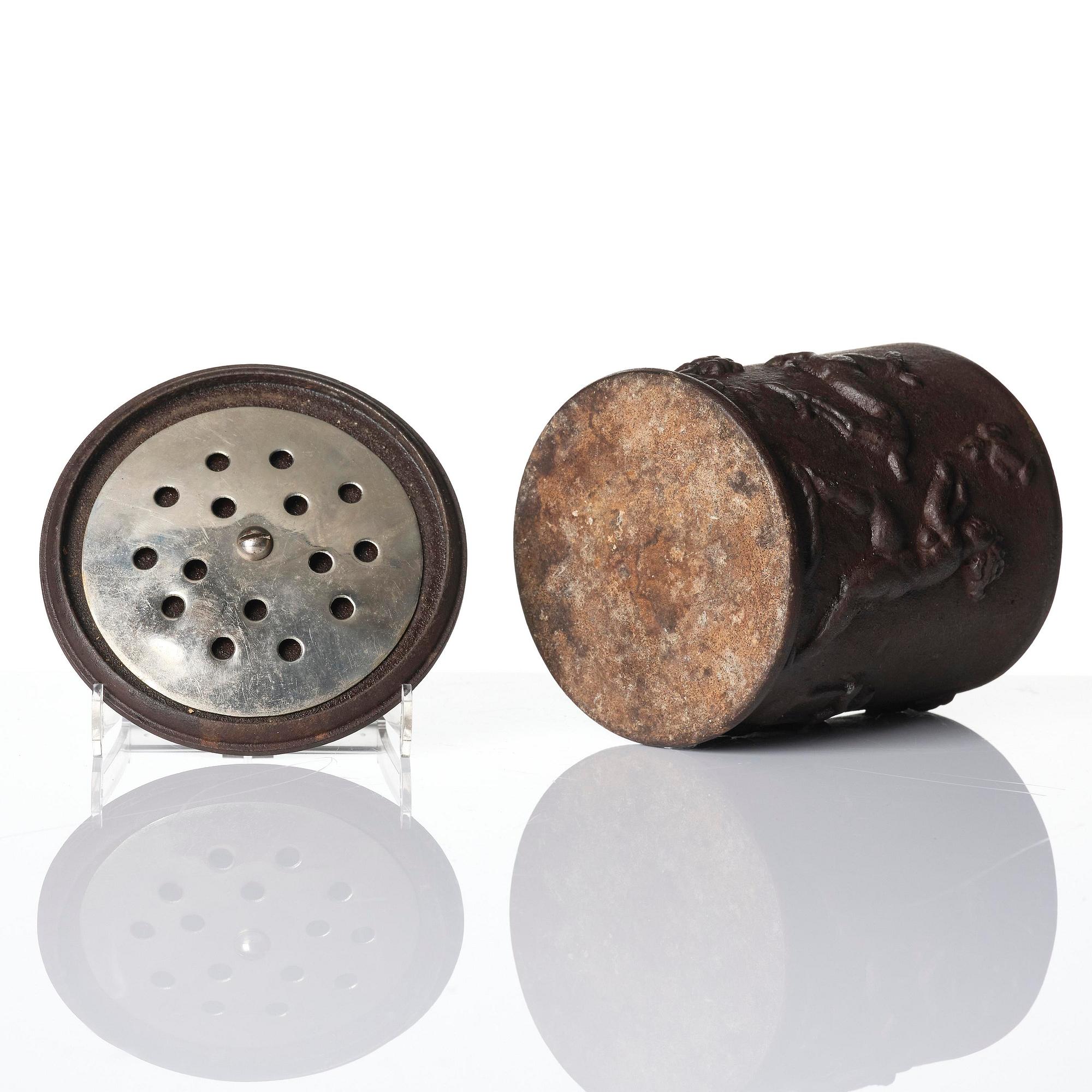 Carl Elmberg, a ”Tobaksburk N:r 1” tobacco jar with lid, Näfveqvarns bruk.