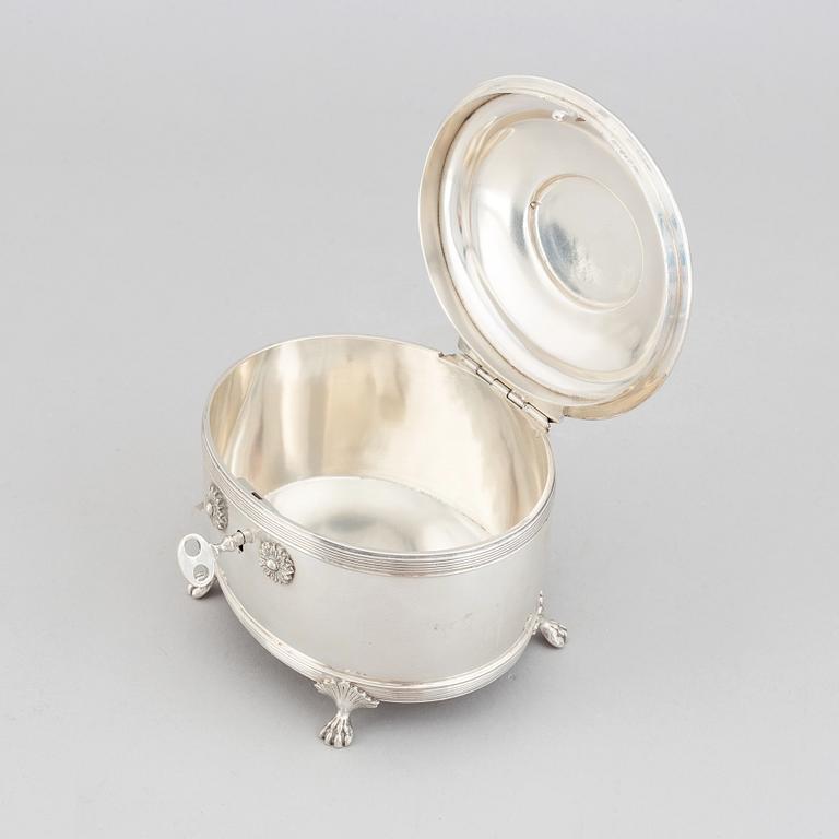 Oscar Sjögren, sockerskrin, silver, gustaviansk stil, Stockholm 1918.