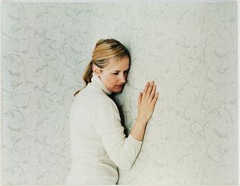 Anneè Olofsson, c-print, 2006, signerad och daterad 1/3 a tergo.