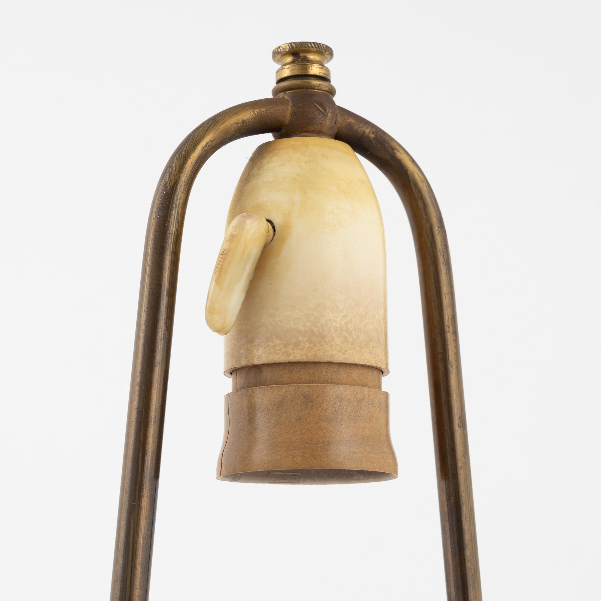 Vas/bordslampa, porslin. Qingdynastin, 1800-tal.