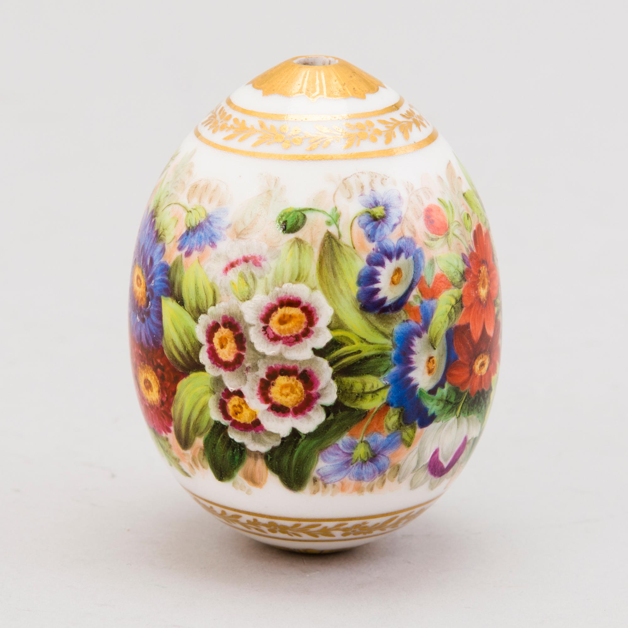 A Russian decorative porcelain egg,  from the time of Nicholas I (1825–1855).