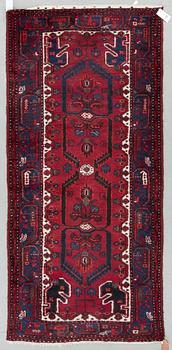 MATTA, Hamadan. Ca 219x102 cm.