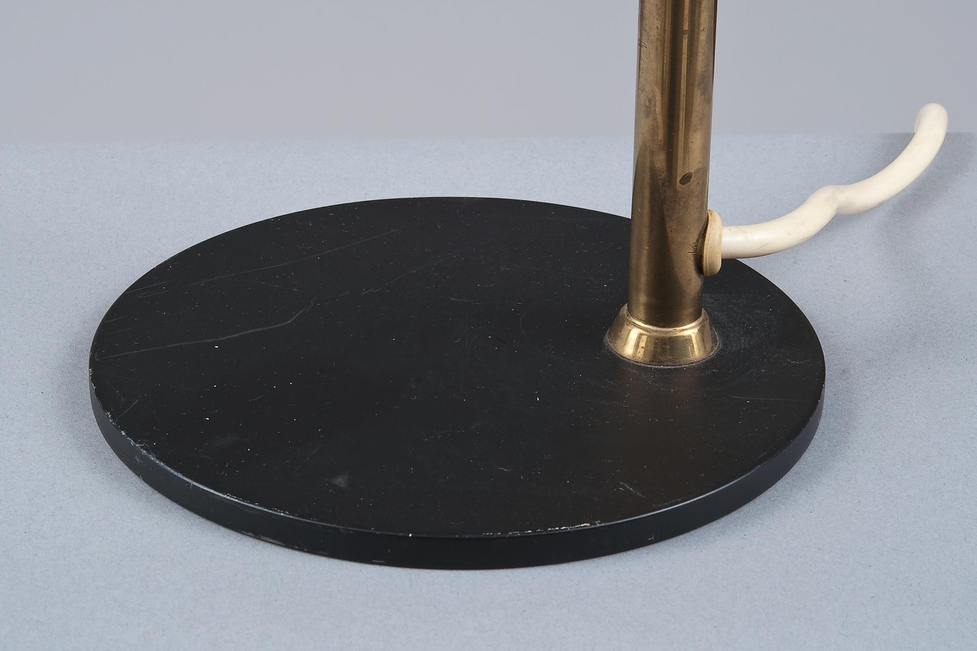 Paavo Tynell, A DESK LAMP, 9222.