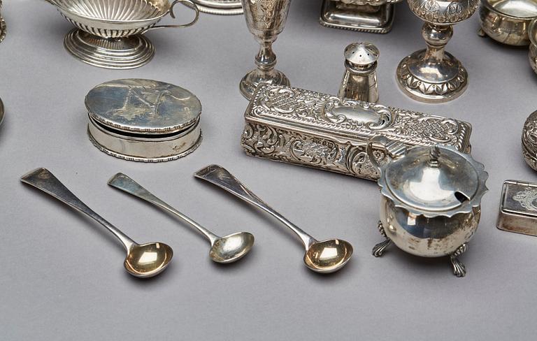 PARTI SILVER, bland annat England. Vikt ca 930 g.