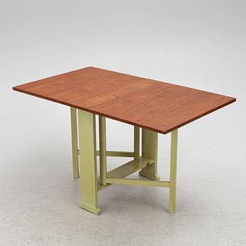 Carl Malmsten, a 'Vapensmeden' gate-leg table, second half of the 20th centruy.