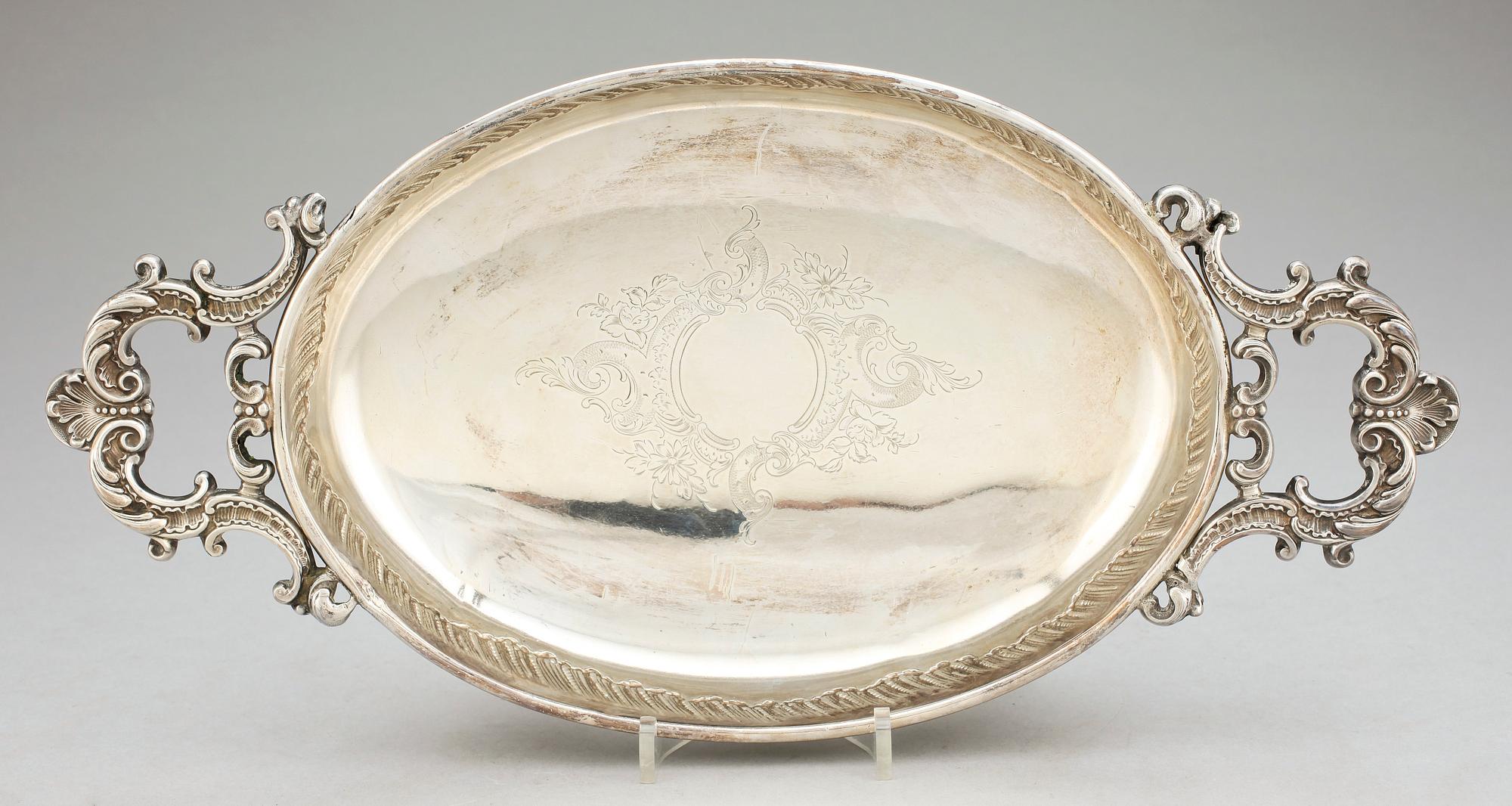 SKÅLFAT, silver, rokokostil, otydliga stämplar, troligen Tyskland, 1900-tal. Vikt ca 350 gram.