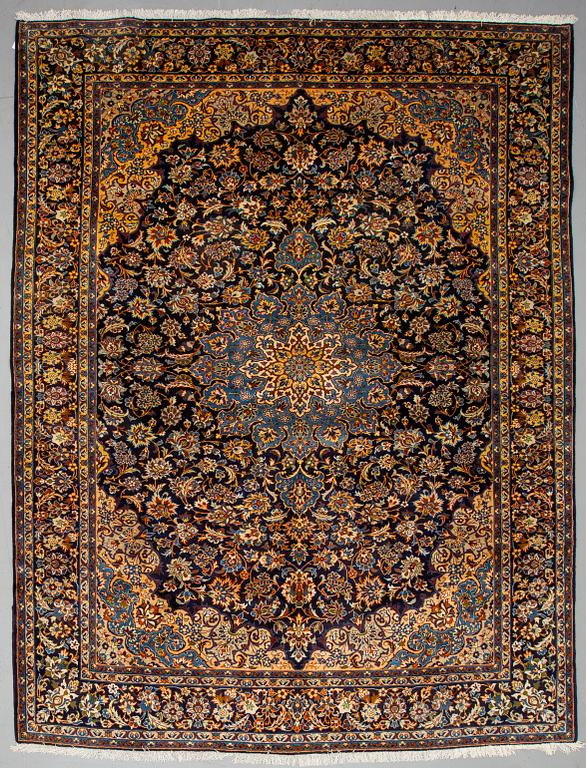 A CARPET, Najafabad, ca 376 x 288 cm.