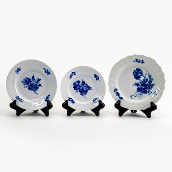 A 63 pcs Blå Blomst service from Royal Copenhagen later part of the 20th century.