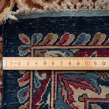 Matta, semiantik Kirman, Södra Persien, ca  592 x 388 cm.