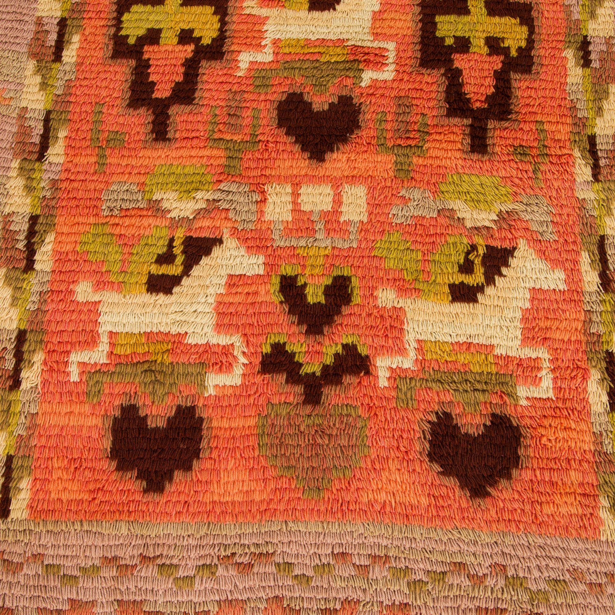 Impi Sotavalta, rya, modell för Finska Handarbetes Vänner. Ca 200 x 145 cm.