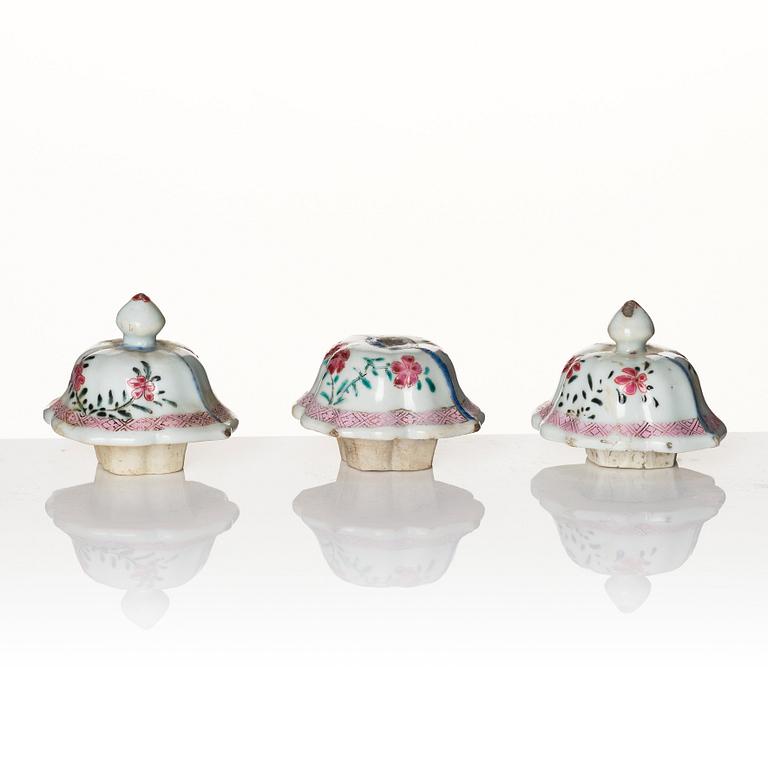 A set of three famille rose vases with covers, Qing dynasty, Qianlong (1736-95).