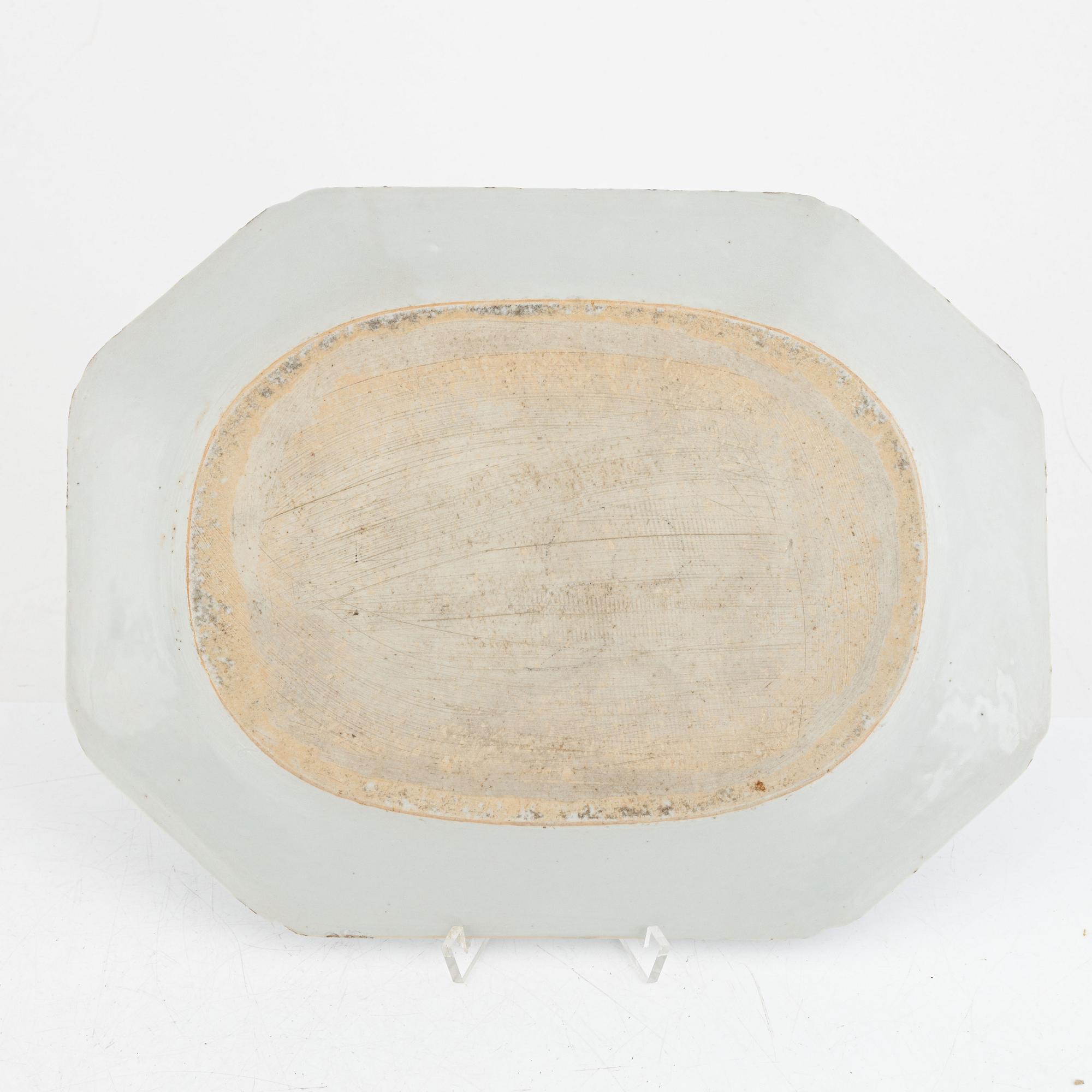 Stekfat, kompaniporslin, Kina, Qianlong (1736-95).