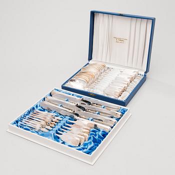 A 24-piece set of silver cutlery with seashell decoration, Finnish hallmarks 1959 and 1976-1977.