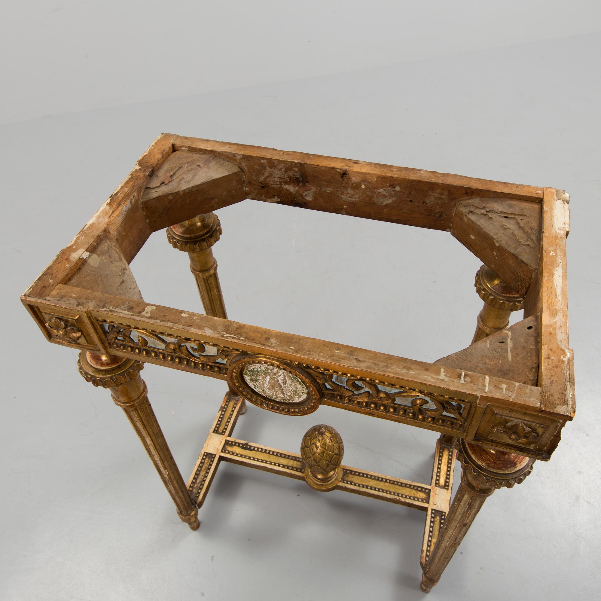 A console table made in Stockholm in the manner of Pehr Ljung, 1790´s.