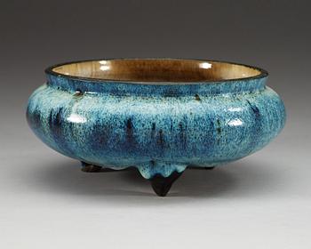 A Yunyao glazed tripod censer/narcissus bowl, presumably 18th Century.