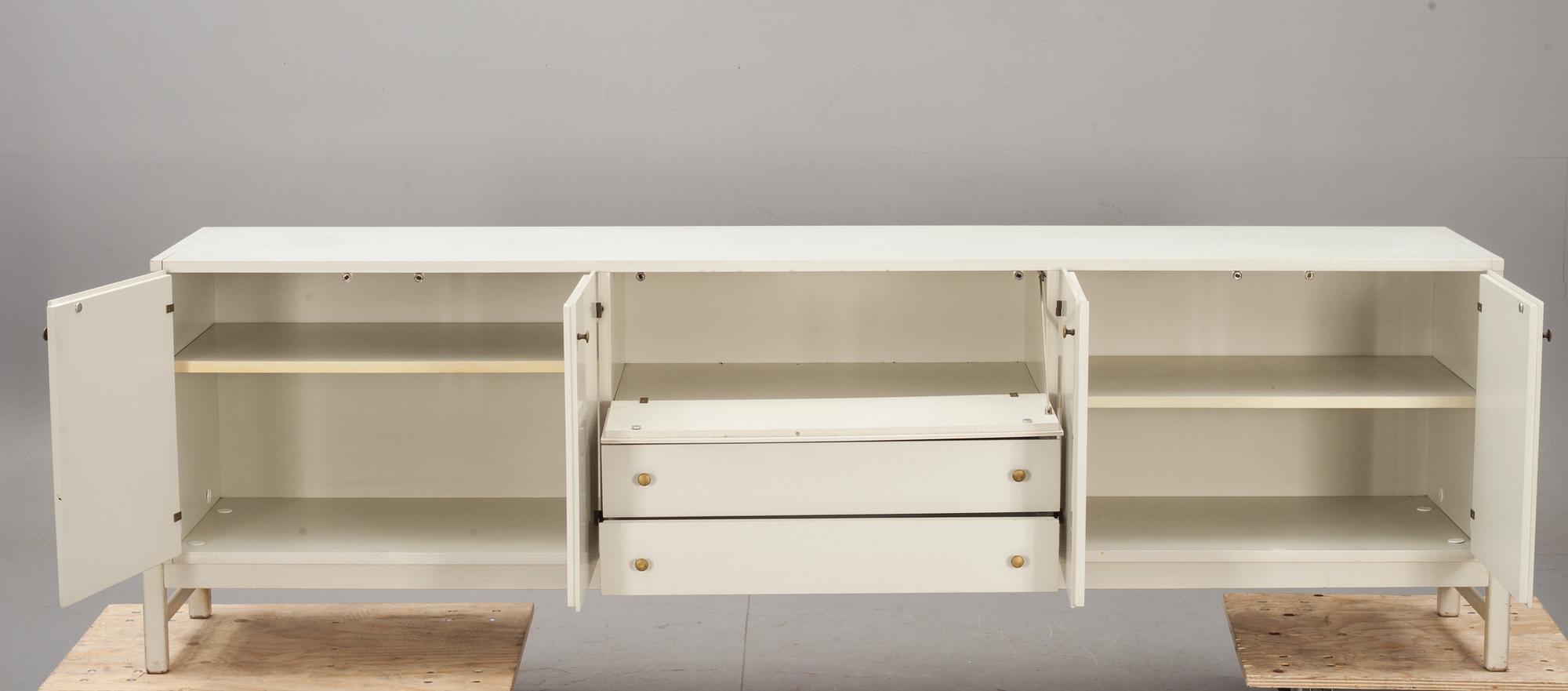 SIDEBOARD, 1960-70-tal.