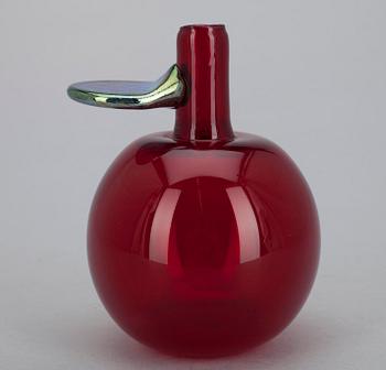 ÄPPLE, glas, sign. Oiva Toikka, Nuutajärvi.