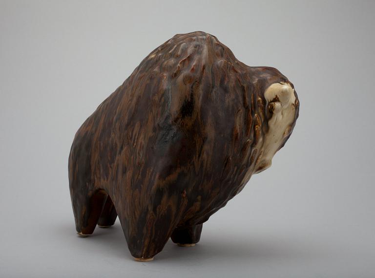 Taisto Kaasinen, KERAMIKSKULPTUR.