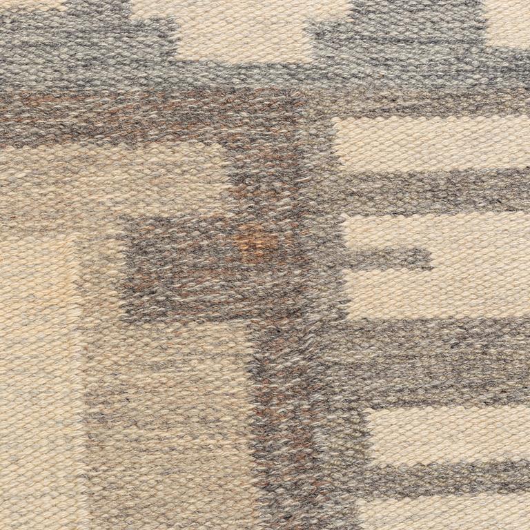 Alice Lund, a carpet, flat weave, ca 302 x 251, signed AL.