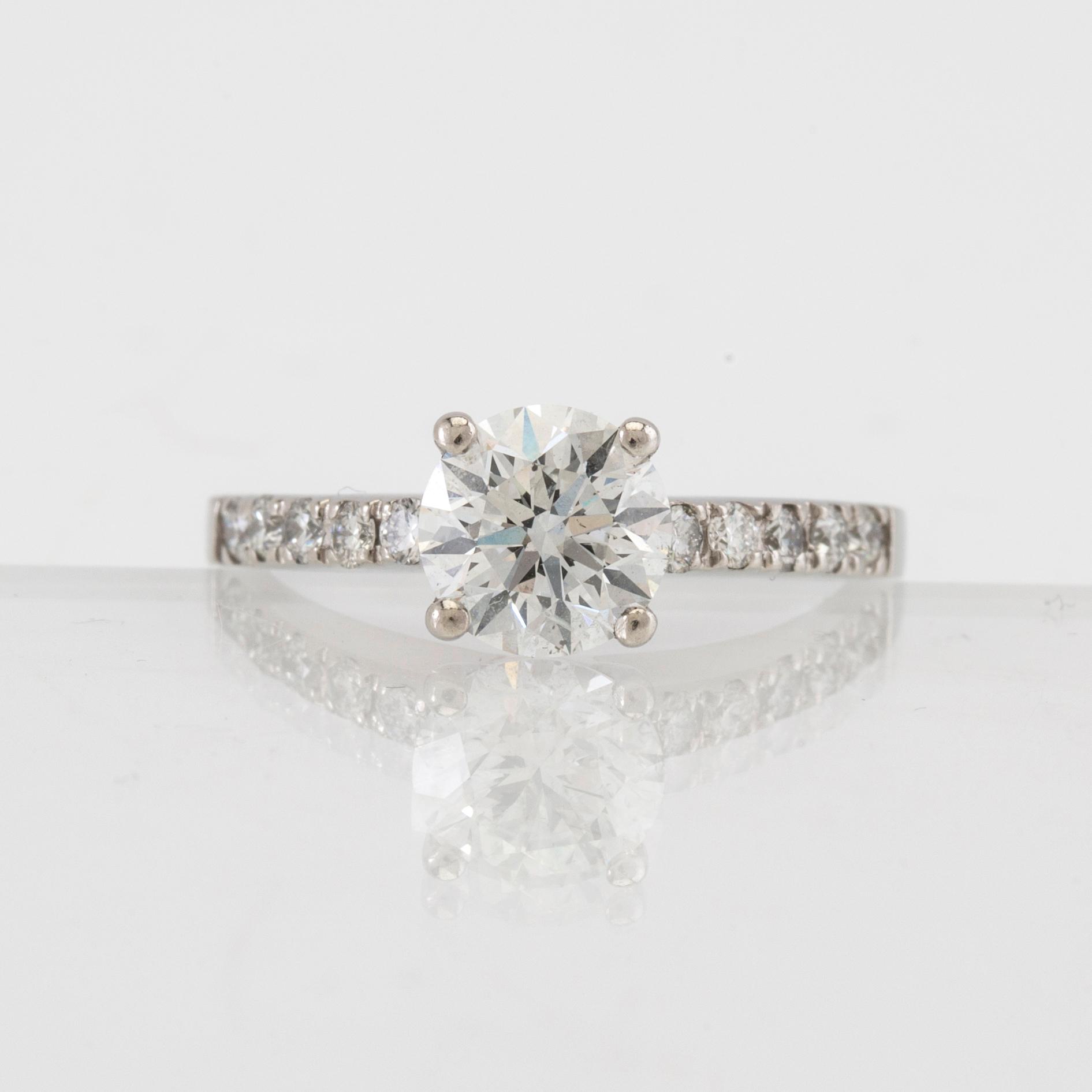 Ring 950 platinum with GIA-inscribed diamond approx. 1.27 ct.