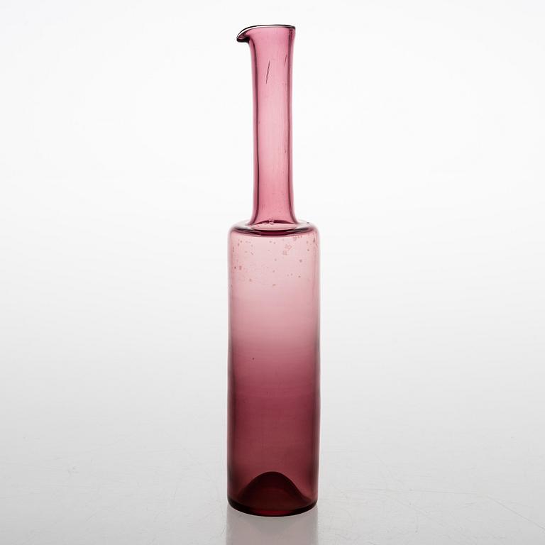 Nanny Still, Pullo, signeerattu Riihimäen Lasi O.Y. Nanny Still.