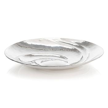 Tapio Wirkkala, sterling silver dish 'TW 143', Kultakeskus, Hämeenlinna 1972.