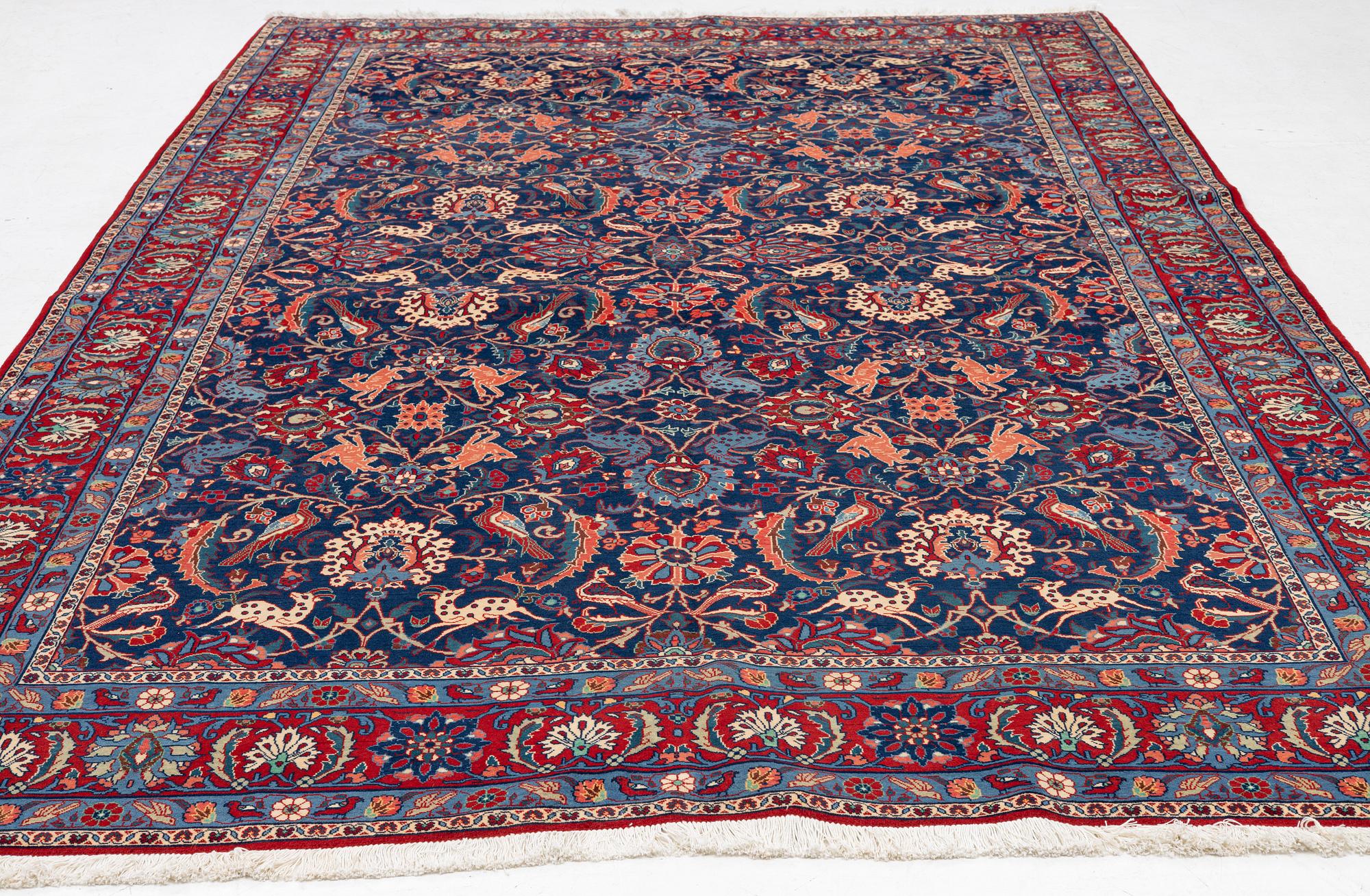 Rug, semi-antique Veramin, approx. 327 x 218 cm.