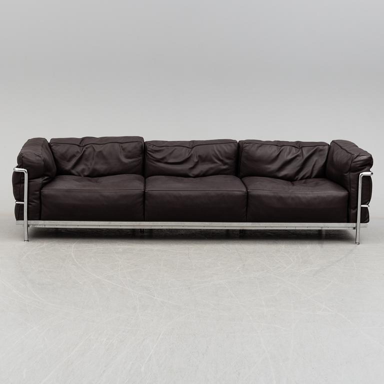 A 21th century sofa "LC3" by Pierre Jeanneret & Charlotte Perriand, Le Corbusier, Cassina, Italy.