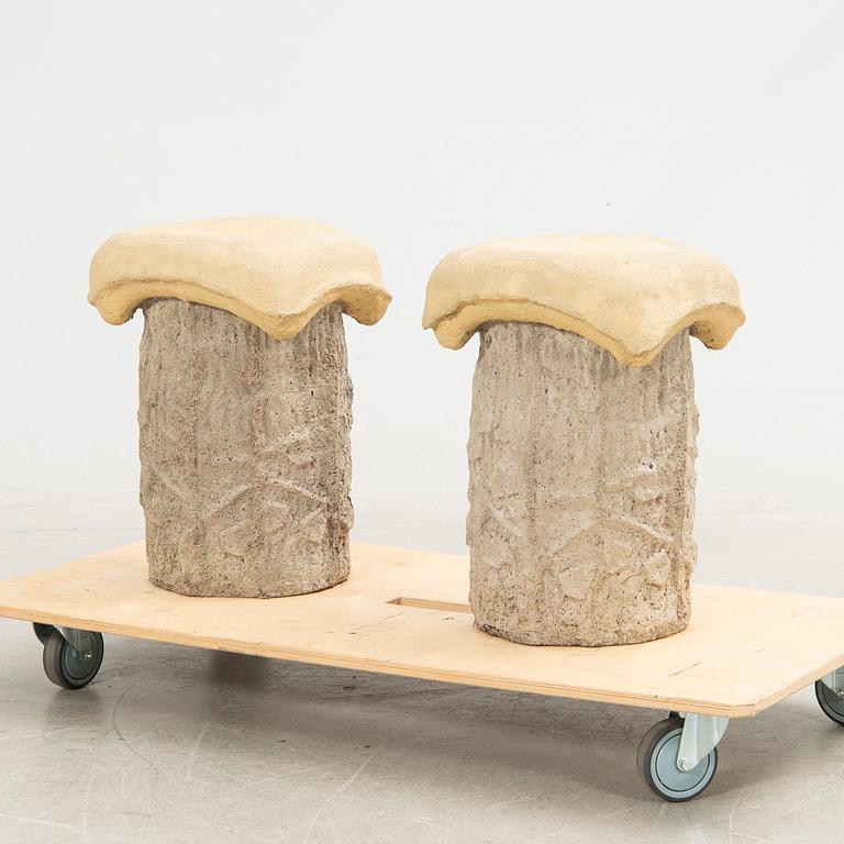 Pallar, ett par, 1900-talets slut.