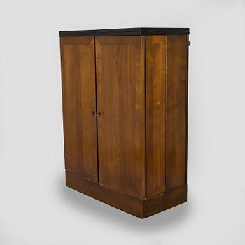 Barskåp / serveringsbord, 1900-talets slut.