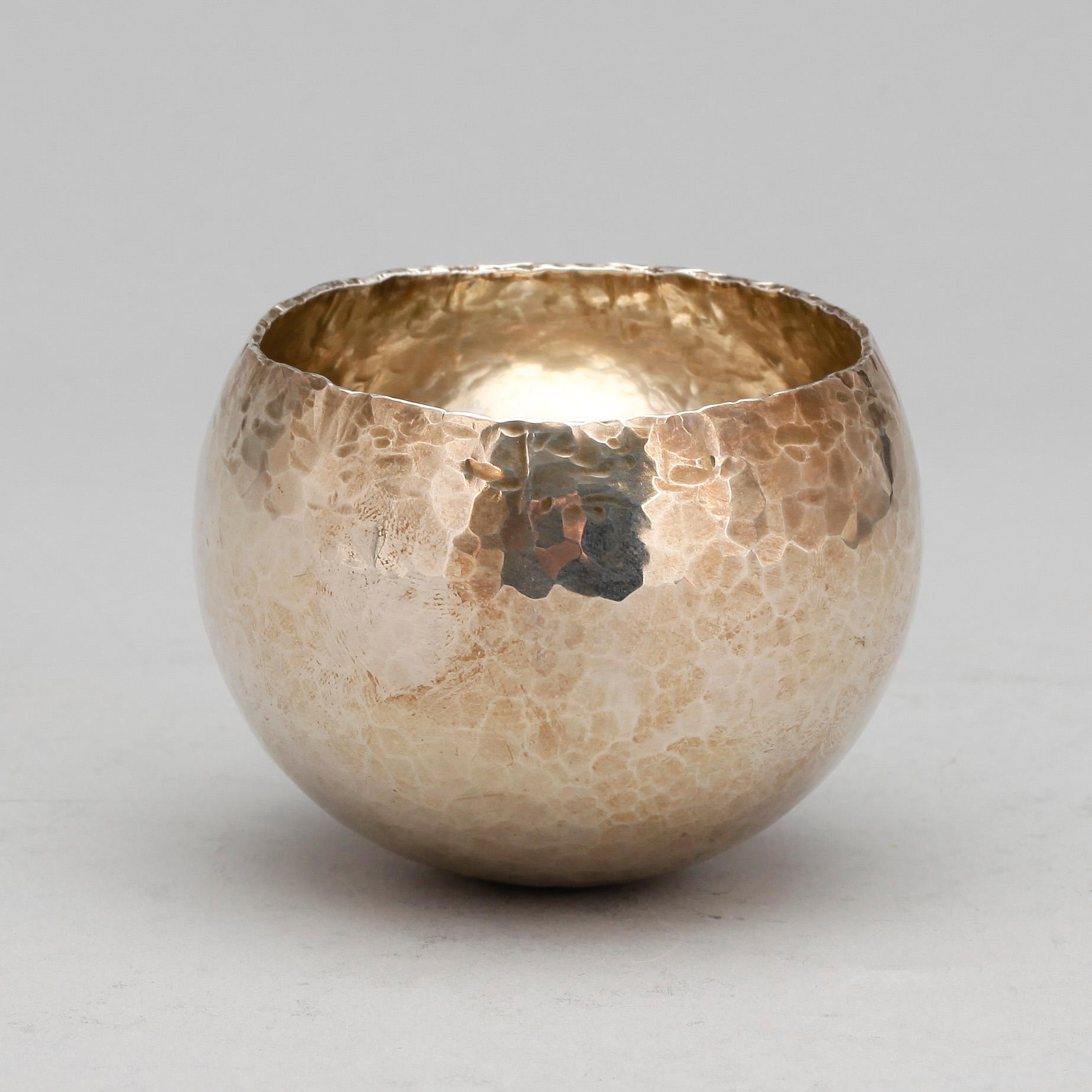 TUMLARE, sterlingsilver, Rey Urban, Stockholm, 1979. Vikt ca 95g.