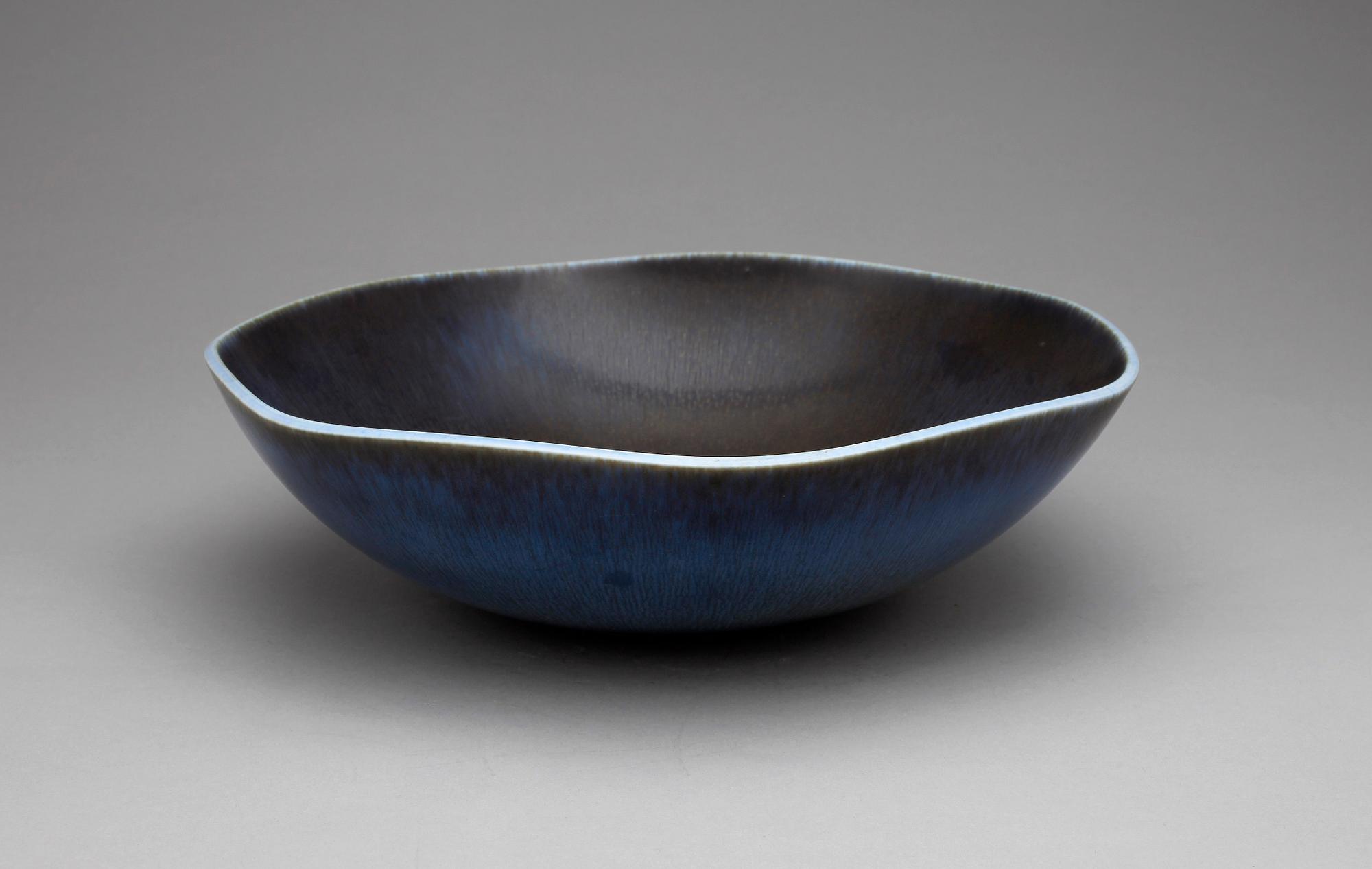 SKÅL, stengods, Berndt Friberg Gustavsberg. Sign. 1950/60-tal.