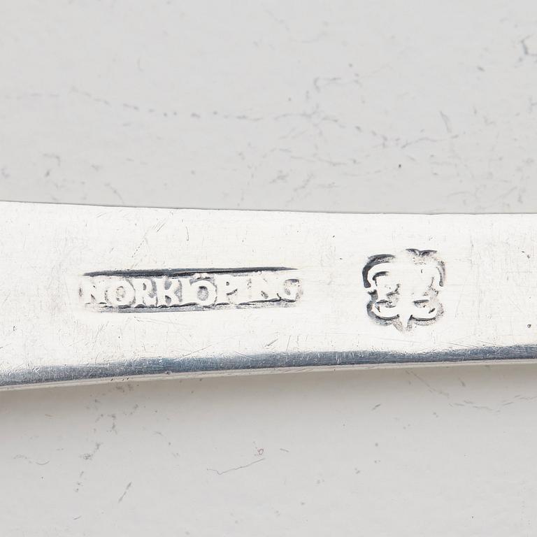 A serving-spoon by Paul Zachun (active in Norrköping 1722-50).