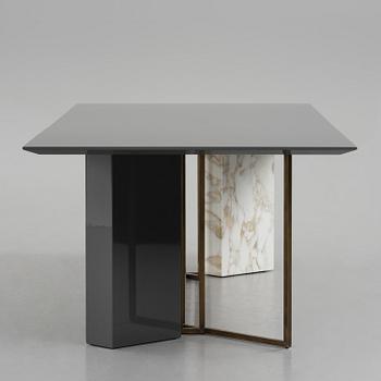 Andrea Parisio, matbord, "Plinto Rectangular", Meridiani, Italien, efter 2015.