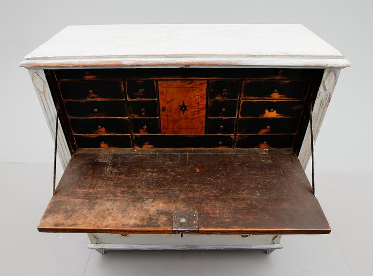 CHIFFONJÉ, 1800-talets andra hälft.