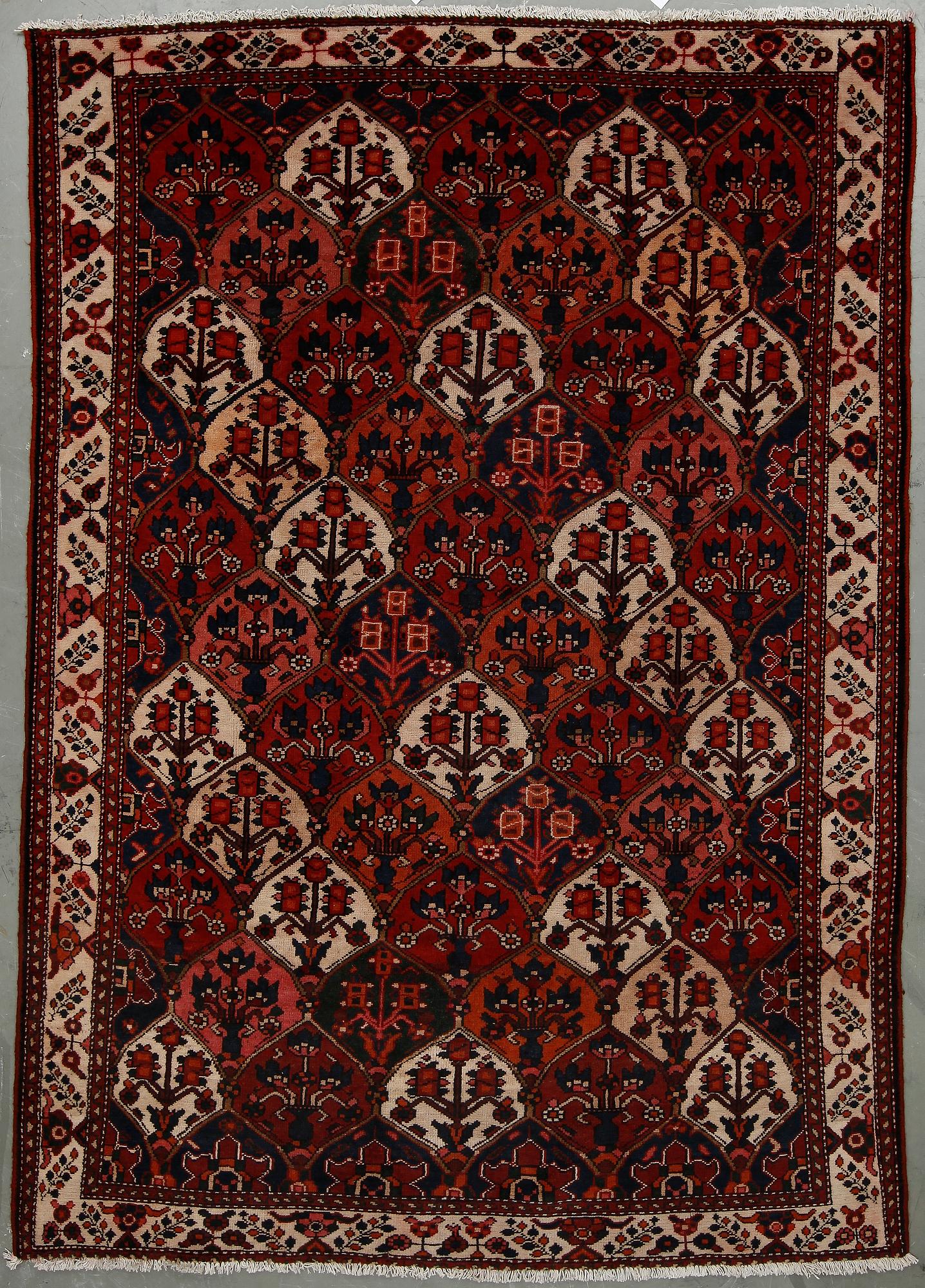 MATTA, old, Bakhtiari. Ca 290x200 cm.