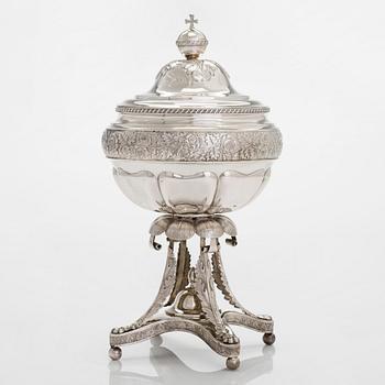 A lidded silver sugar bowl, maker's mark of Carl Johan Österman, Turku, Finland 1842.