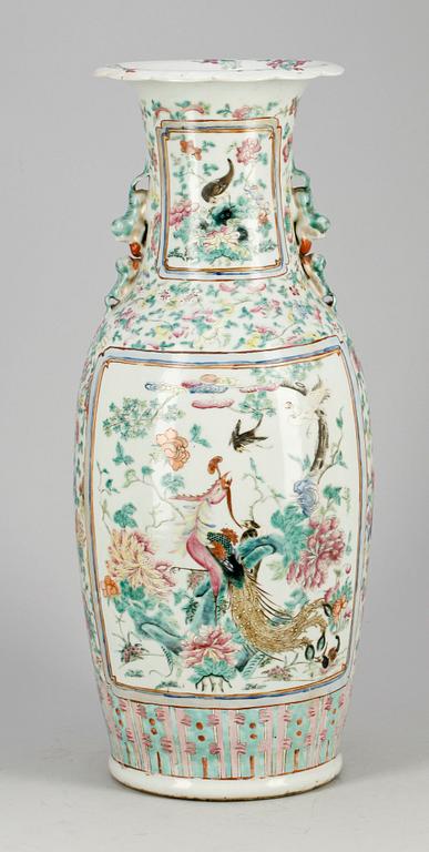 GOLVURNA, porslin, Kina, Kanton, 1800-tal.