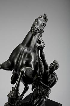 BORDSGARNITYR, 3 delar. Nyrenässans, 1800-talets slut.