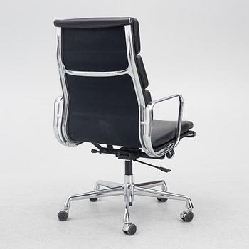 Charles & Ray Eames, kontorsstol, "Soft Pad Chair EA 219", Vitra.