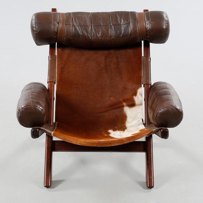 A 1960/70s lounge chair.