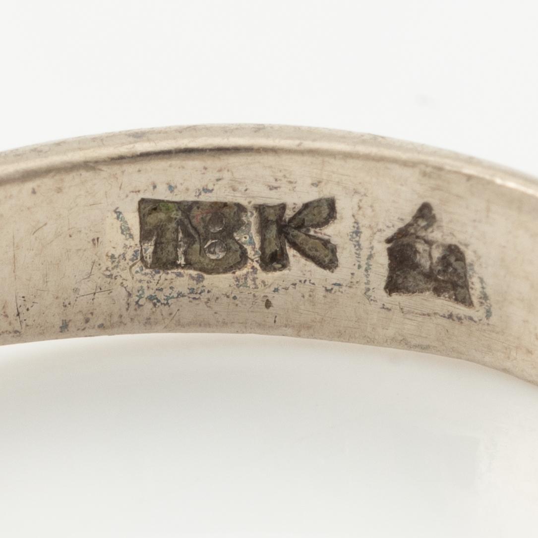 Ring, 18K white gold set with a brilliant-cut diamond approximately 0.25 ct.