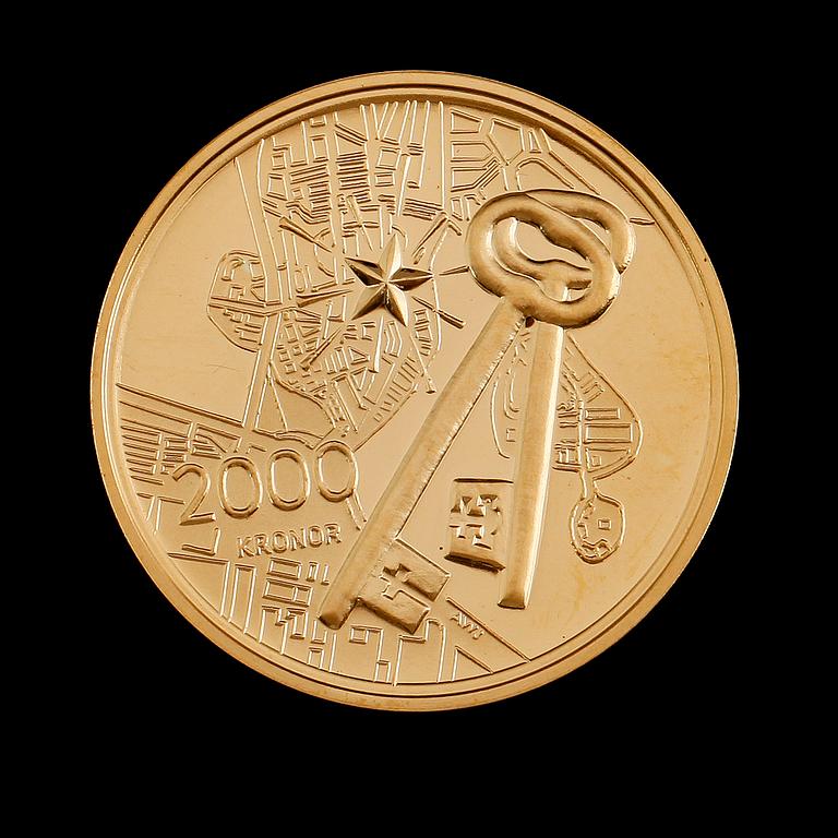 GULDMYNT, 2000 kronor, 2004. Vikt ca 12 gram.